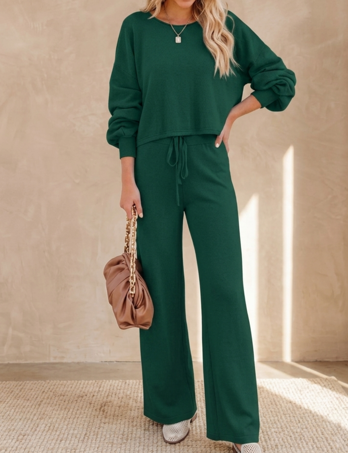 Elaine Vauclair | Cropped Sweatshirt & Wide-Leg Pants Lounge Set in Camel