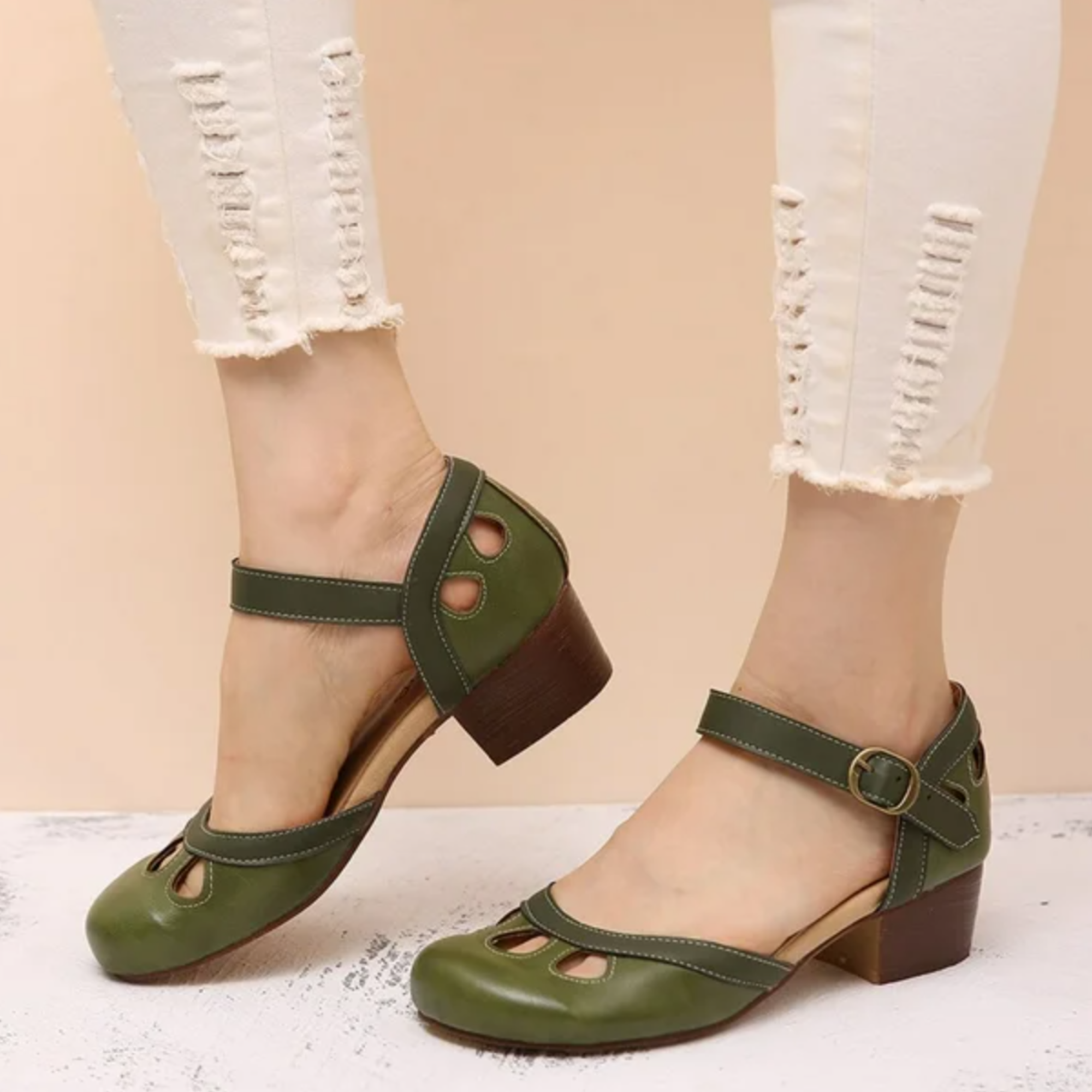 Cecile Morvannes | Green Orthopedic Low-Heeled Sandals for Women