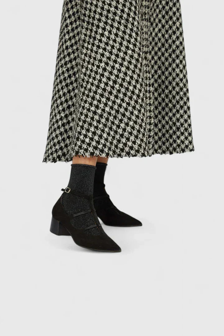 Giselle Thornbury | Black Suede Cutout Low Heel Pumps