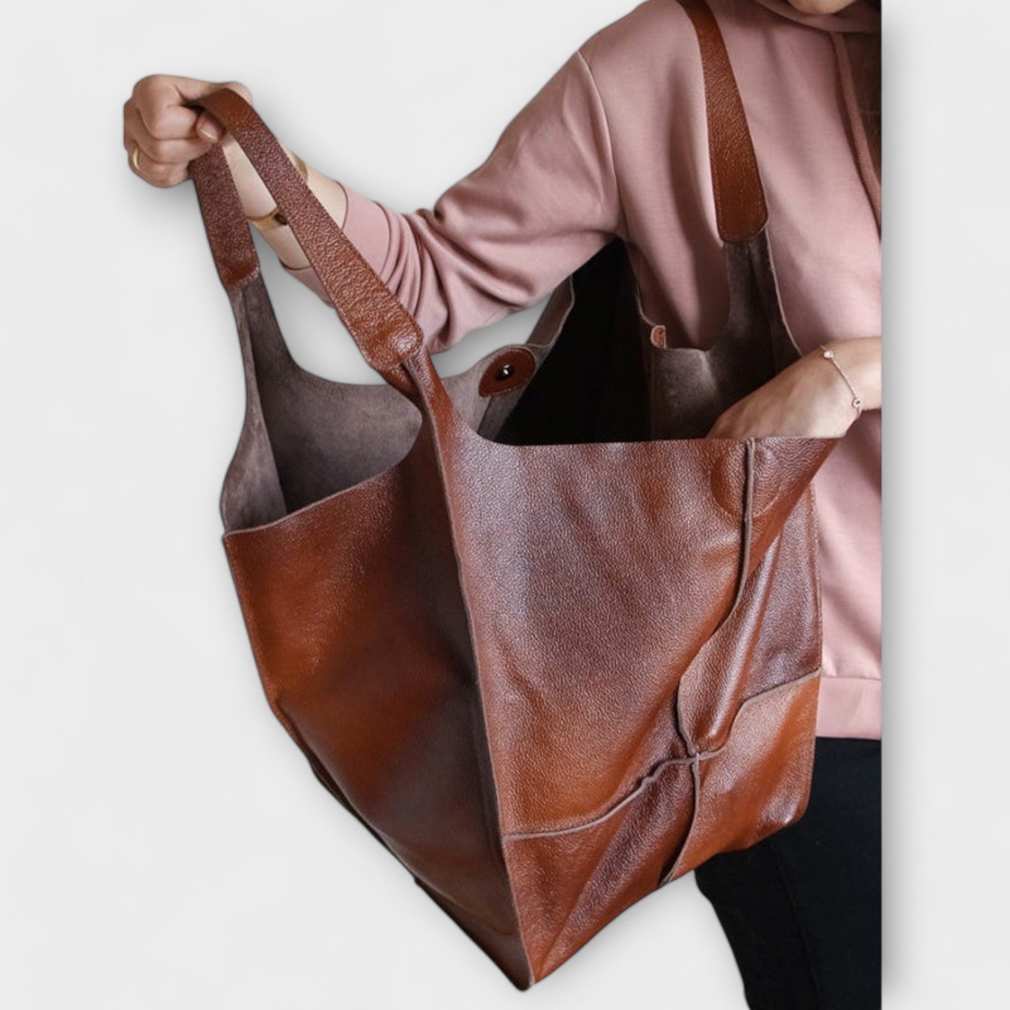 Cordelia Ashworth | Spacious Black Faux Leather Tote Bag