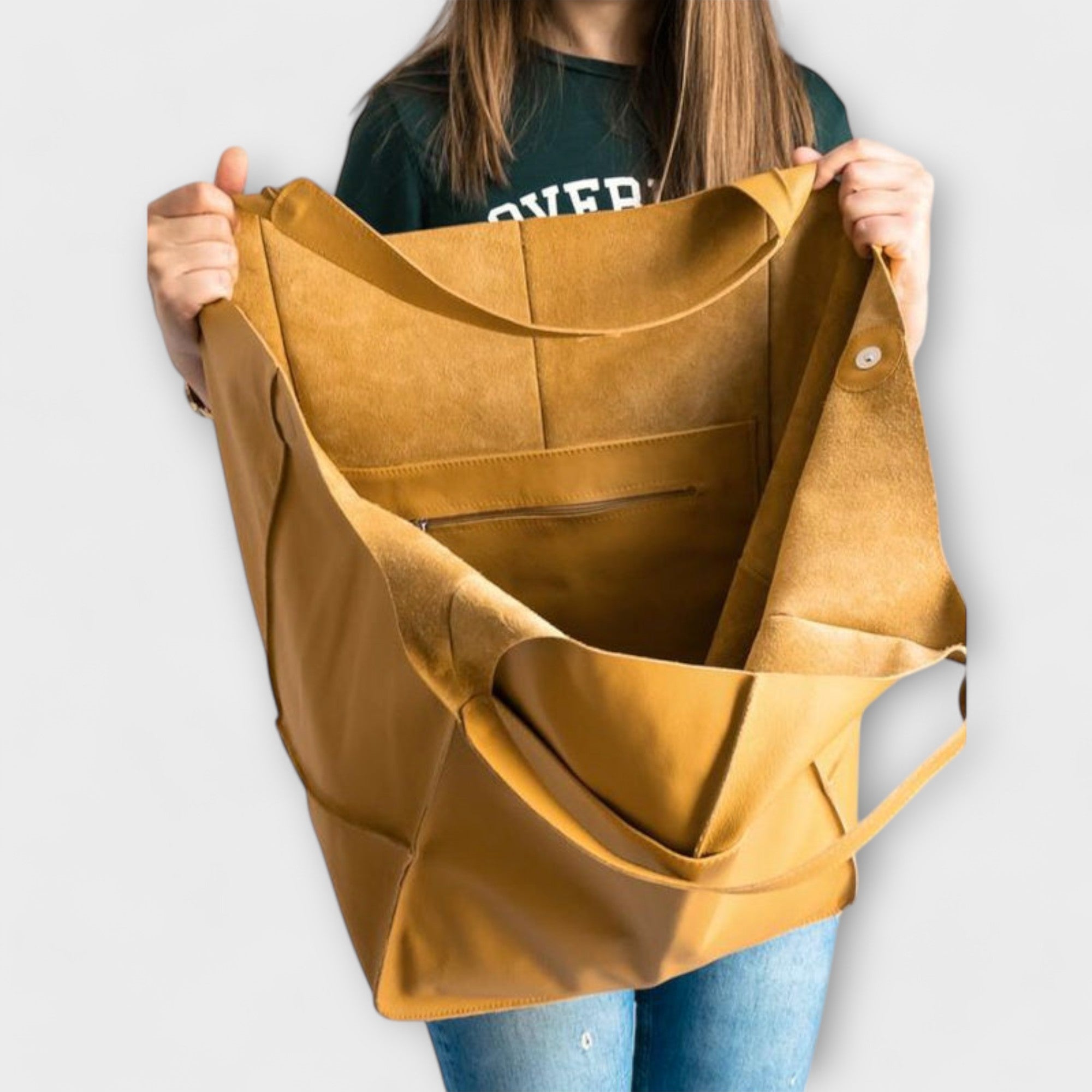 Cordelia Ashworth | Spacious Black Faux Leather Tote Bag