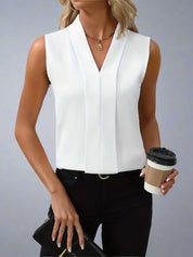 Vivienne Lacombe | White V-Neck Sleeveless Pleated Blouse