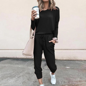 Ellisande Vaumont | Pink Relaxed Jogger Two-Piece Lounge Set