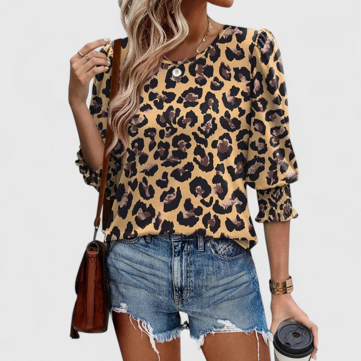 4 Sleeve Crew Neck Top