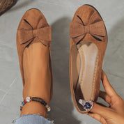 Amélie Tourneau | Black Bow Detail Suede Ballet Flats