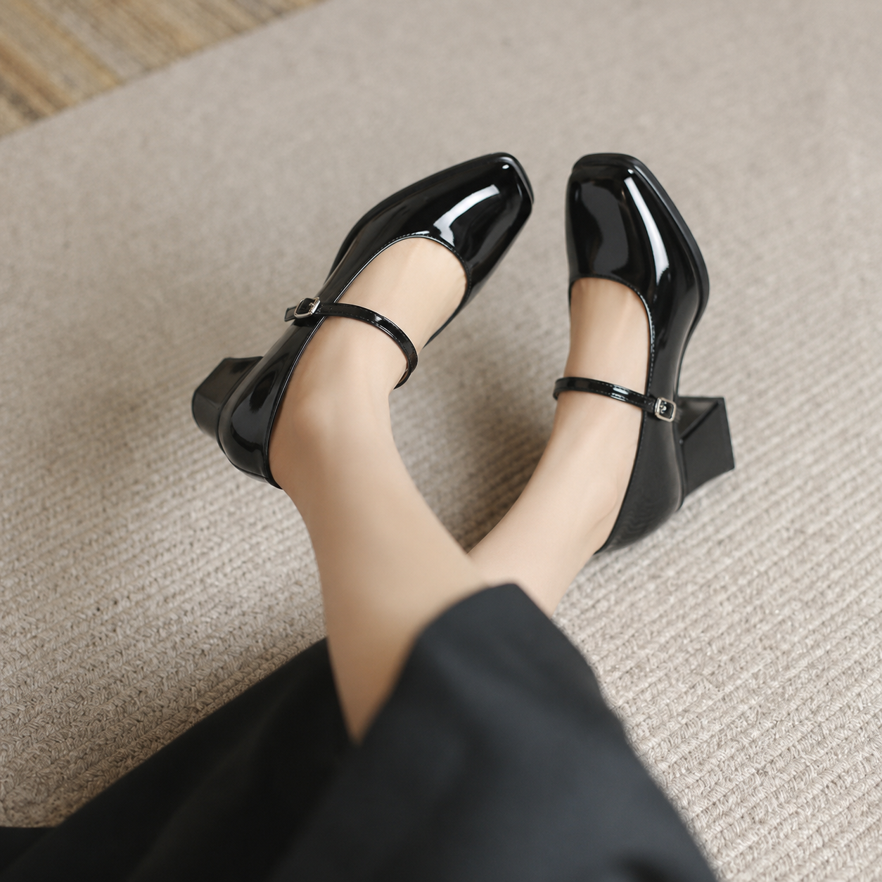 Céleste Ravenford | Black Patent Mary Jane Block Heel Pumps