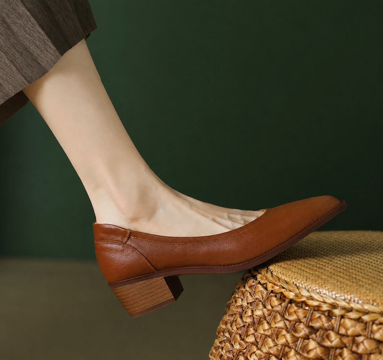 Eliane Beaufort | Beige Pointed Toe Block Heel Slip-On Pumps