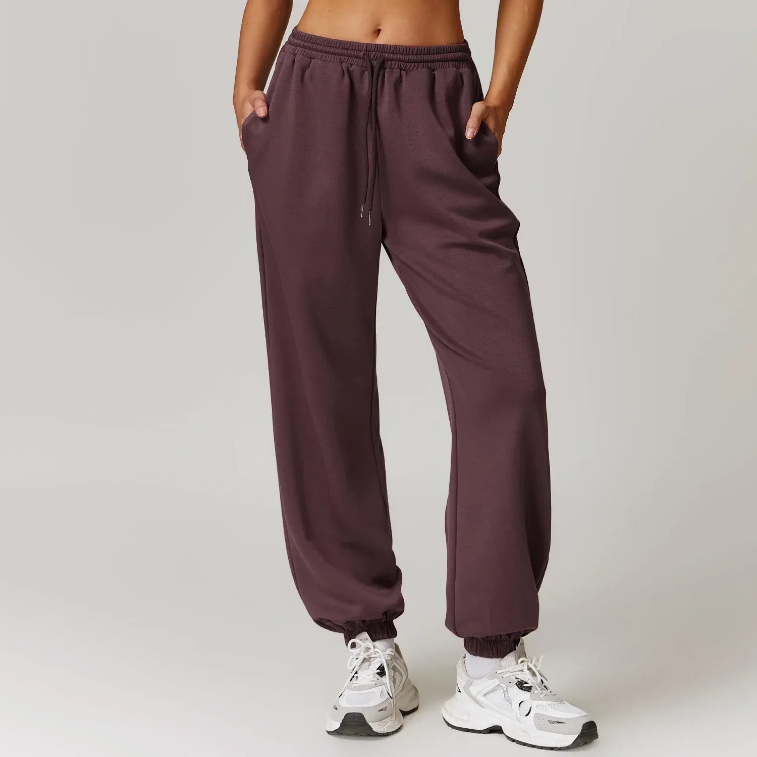 Cécile Montvallon | Beige Cotton-Spandex Joggers for Women