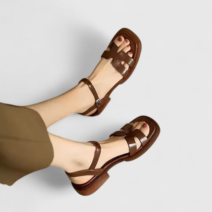 Séraphine Coldwell | Cream Cut-Out Flat Sandals with Ankle Strap