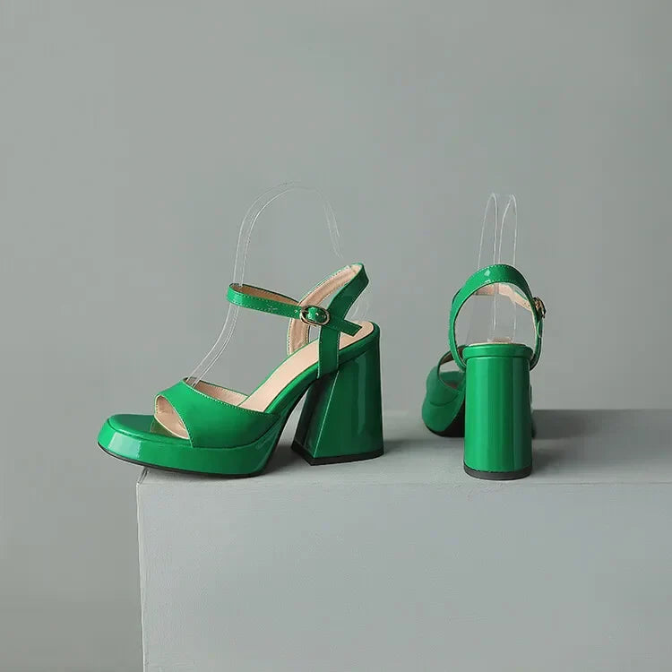 Éloïse Chantbourne | Yellow Patent Block Heel Sandals