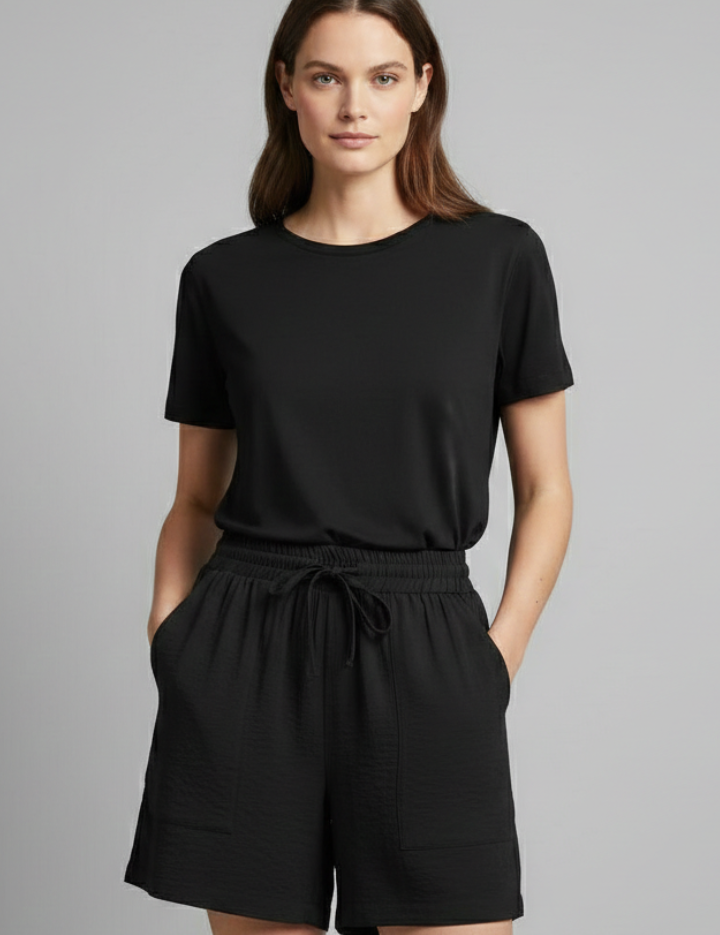 Women_sShortswithDrawstringWaistandSidePockets_2_3686409e-2baf-421f-8605-a7686806c087.png