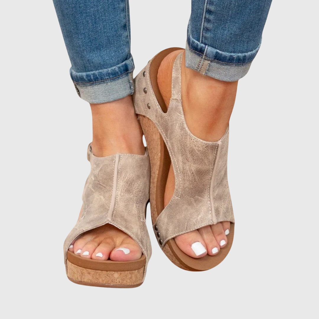 a03c8a1915df4f3090fa1f5396f5342f_a5df1b17-552e-425c-8af8-1f7d81e41f2e.jpg