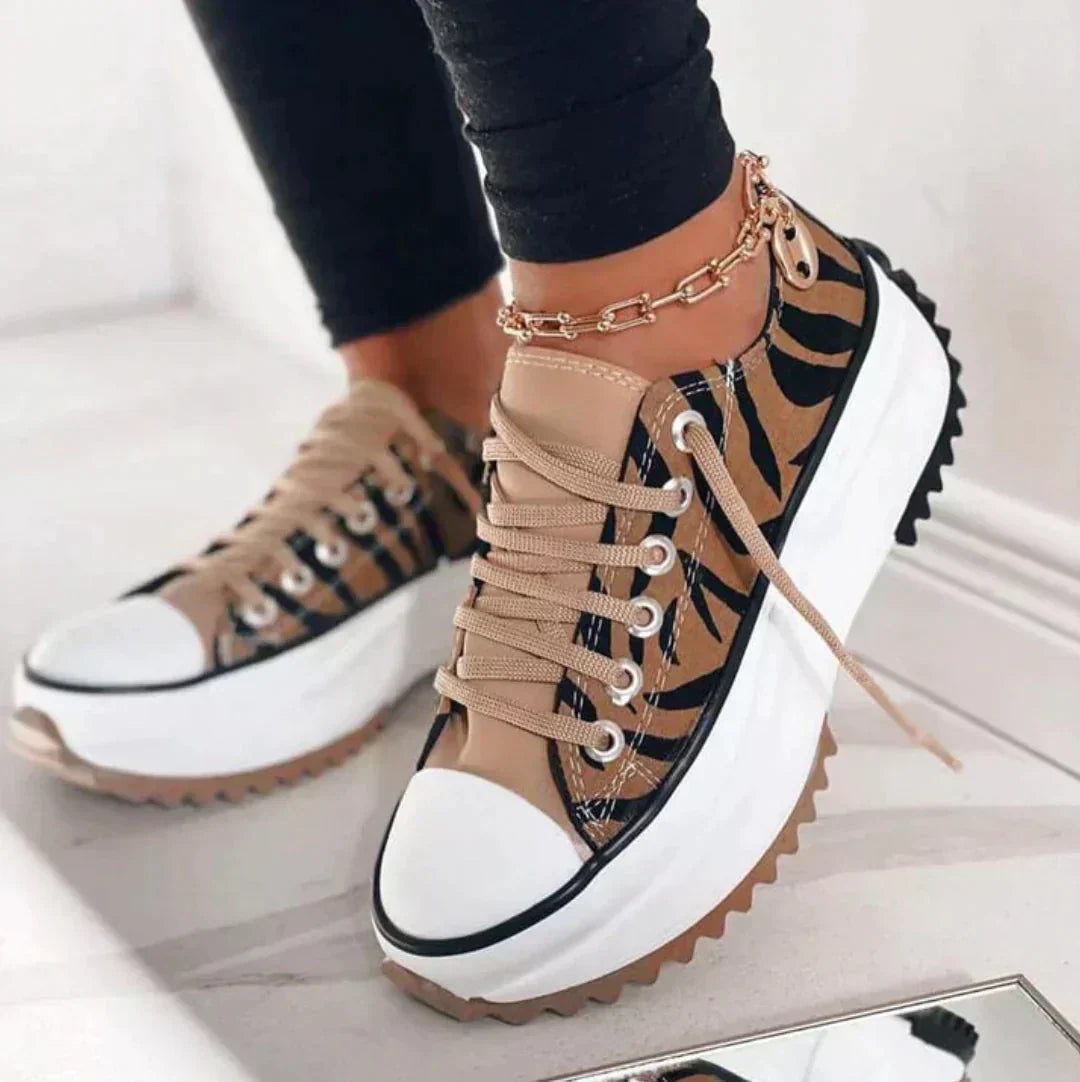 Rosalind Beaufort | Black Platform Lace-Up Sneakers for Women