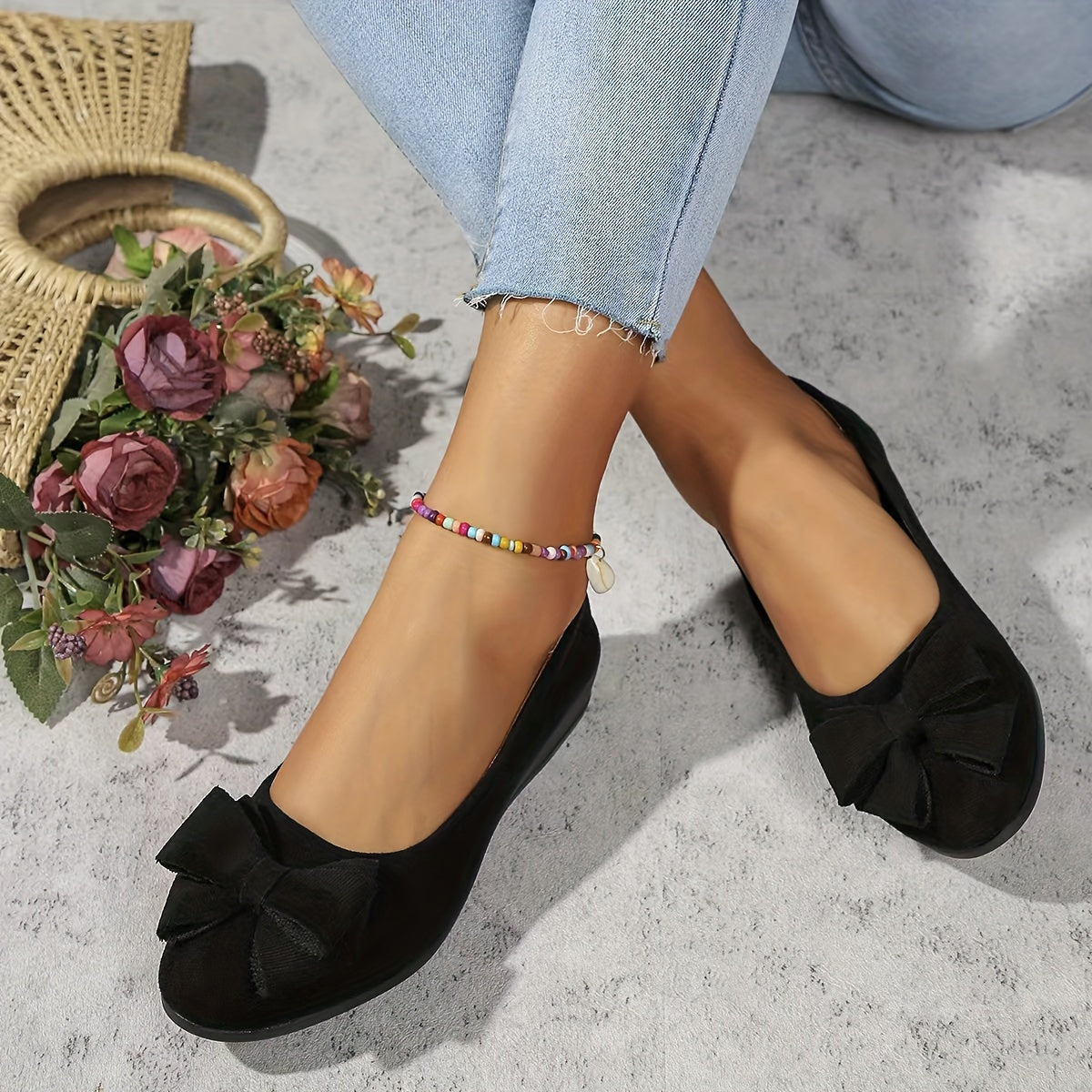 Amélie Tourneau | Black Bow Detail Suede Ballet Flats