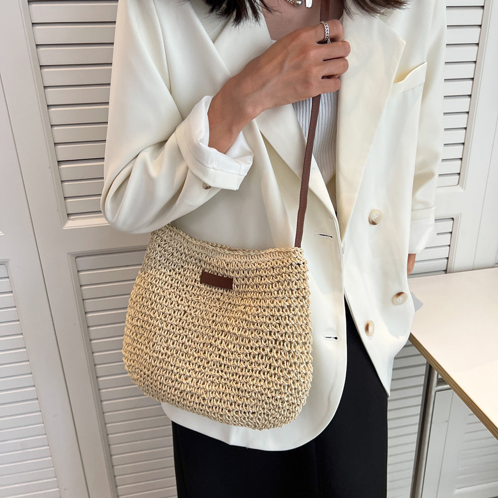 Fleur Pemberton | Woven Straw Shoulder Bag in Natural Beige