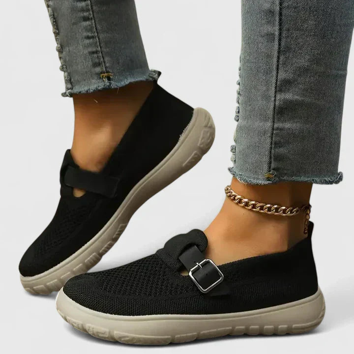 Éliane Pemberton | Black Orthopedic Buckle Loafer Flat