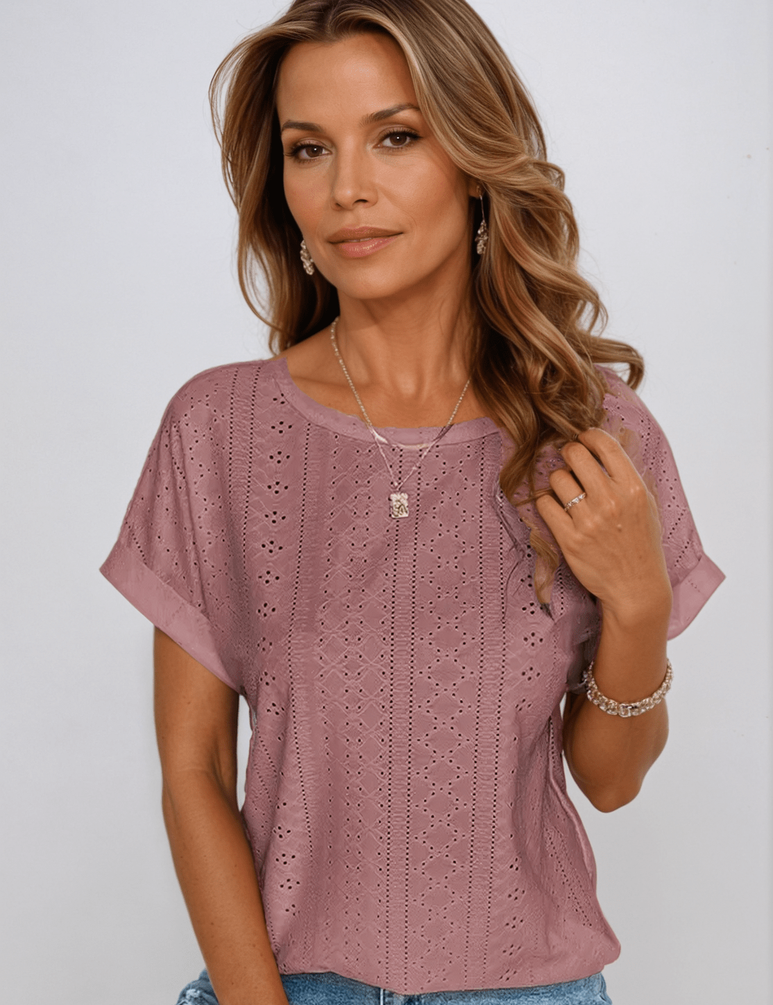 Elspeth Beaurivage | White Eyelet Embroidered Crew Neck Short Sleeve Top