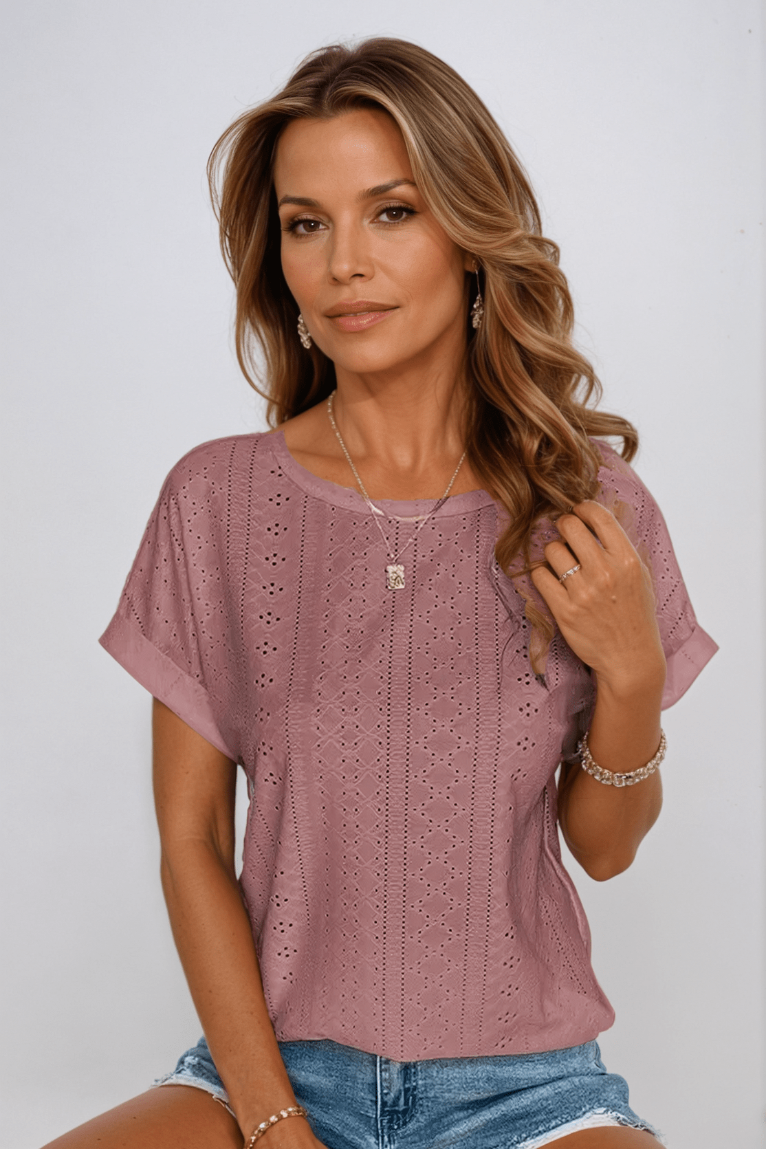 Elspeth Beaurivage | White Eyelet Embroidered Crew Neck Short Sleeve Top