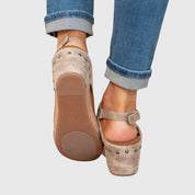 Vivienne Lacroix | Orthopedic Wedge Sandals in Taupe
