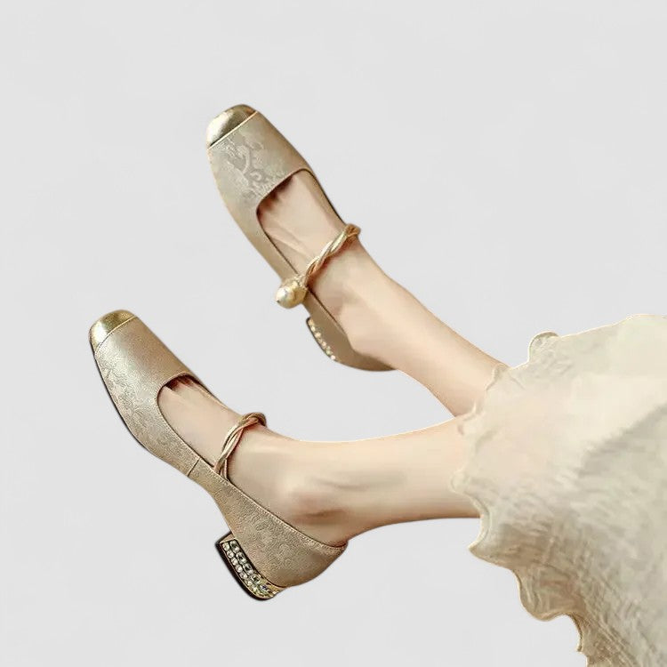 Odette Villeneuve | Green Orthopedic Mary Jane Low Heels