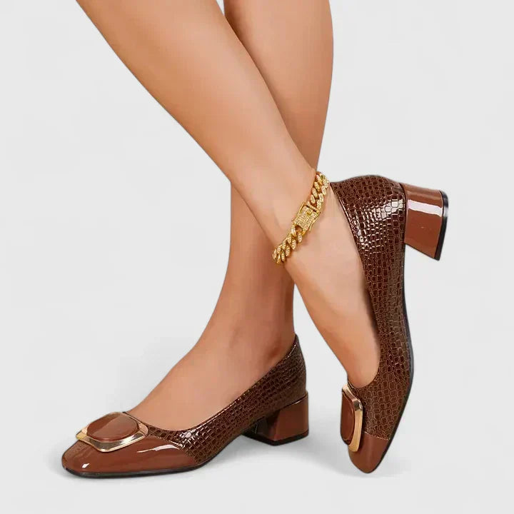 Vivienne Darcourt | Brown Croc-Embossed Block Heel Pumps