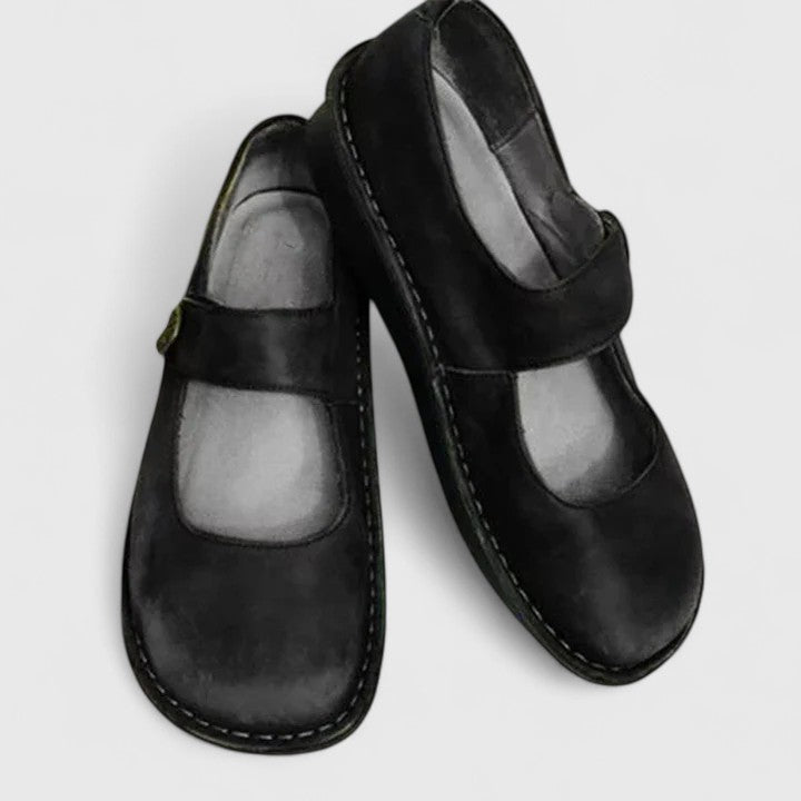 Odette Wyndbourne | Green Leather Mary Jane Orthopedic Flats