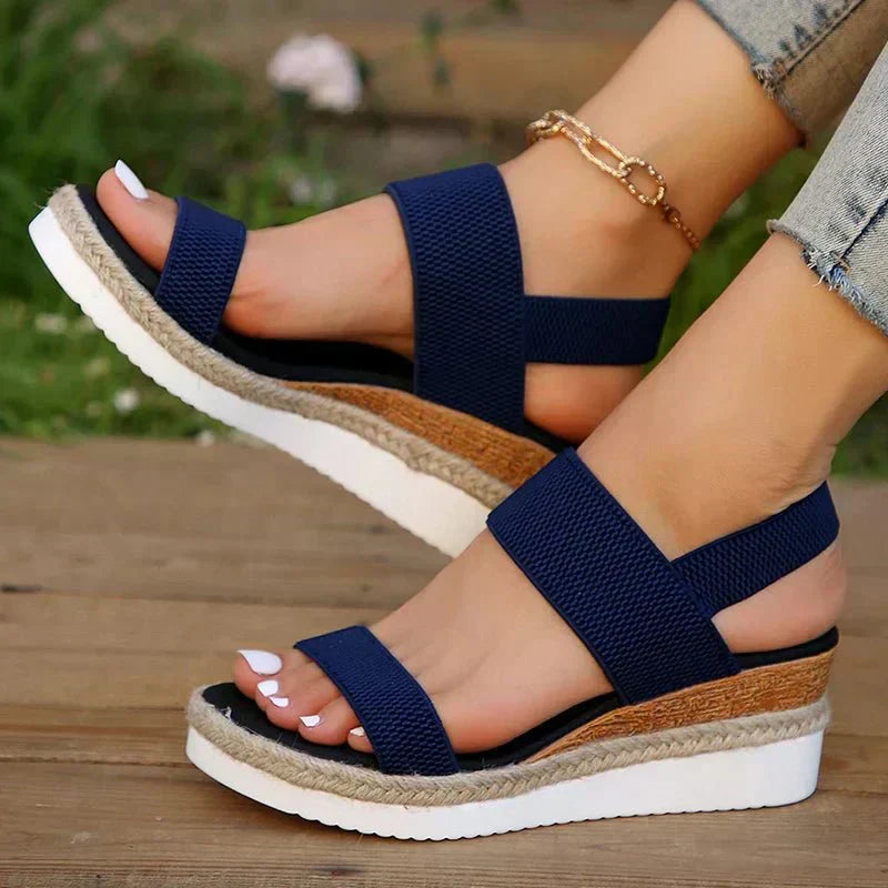 Viviane Somerfort | Orthopedic Platform Sandals in Beige