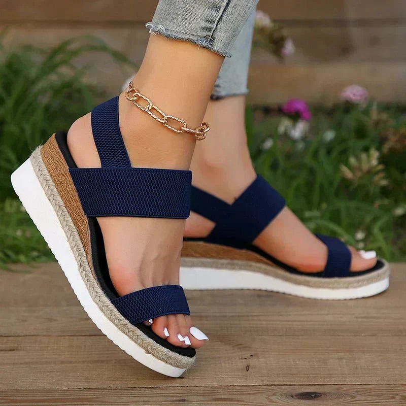Viviane Somerfort | Orthopedic Platform Sandals in Beige