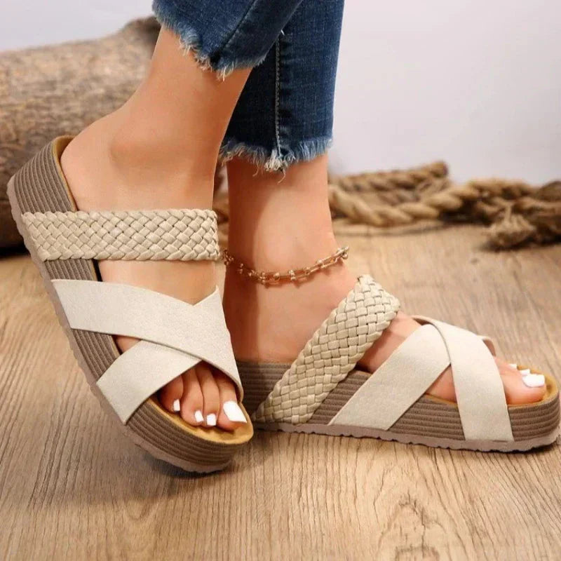 Félicité Dunmore | Brown Cross-Strap Platform Sandals