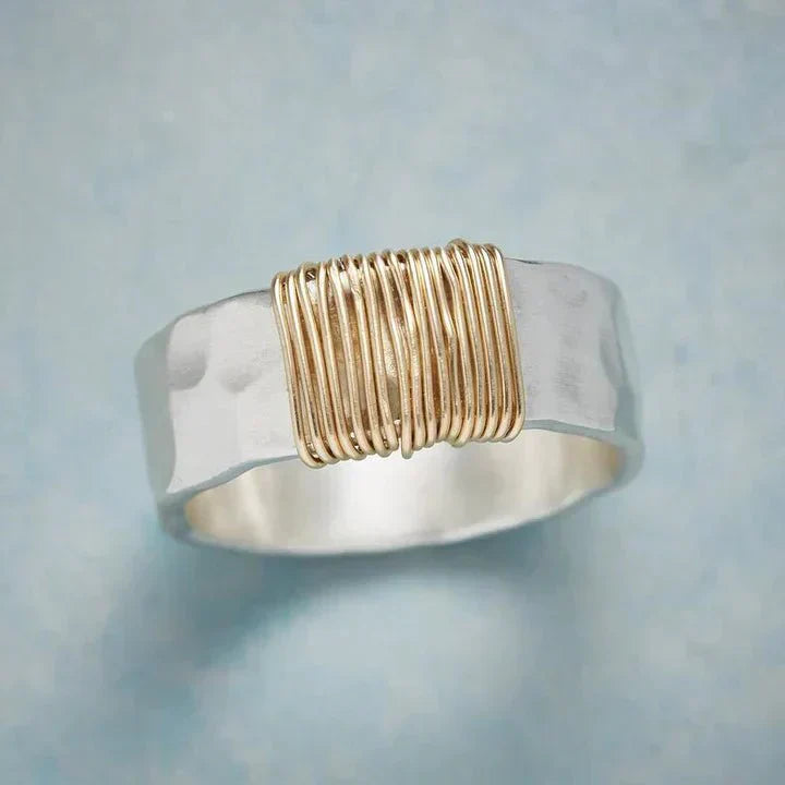 vintage-goldfaden-ring-in-zilver-805570_d30e3bf4-c165-428c-8fbe-3bb1331f8f38.webp